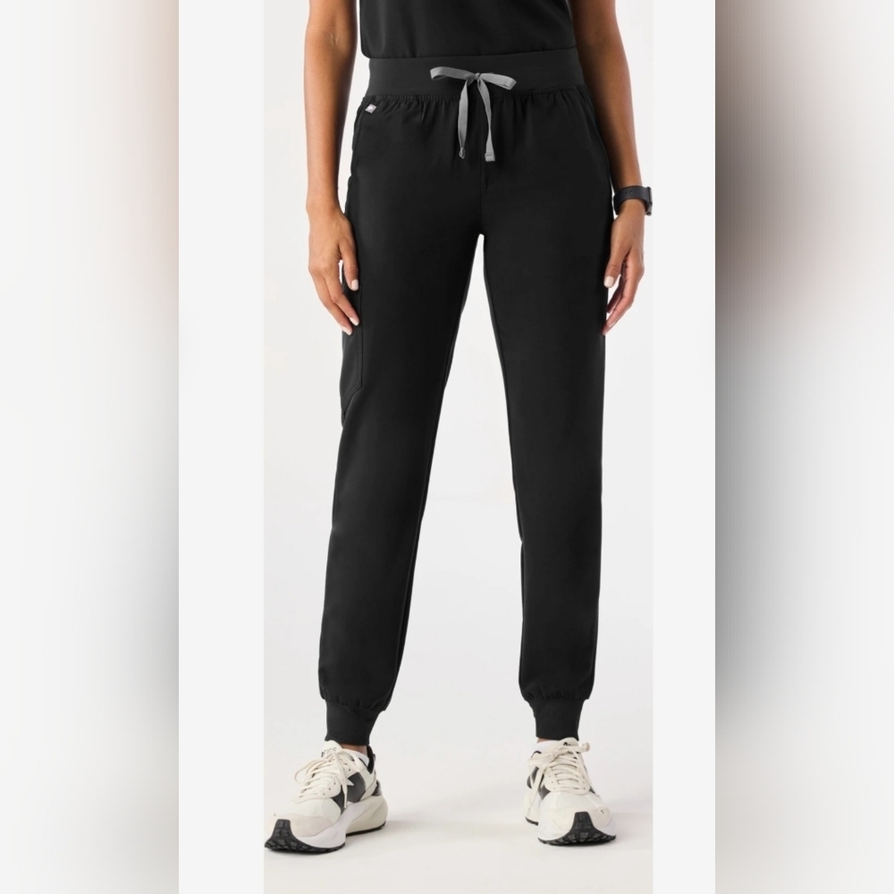 Figs Zamora Jogger Scrub Pants Size M/P TWO PAIR